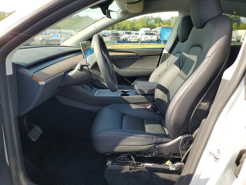 2024 TESLA MODEL Y 7