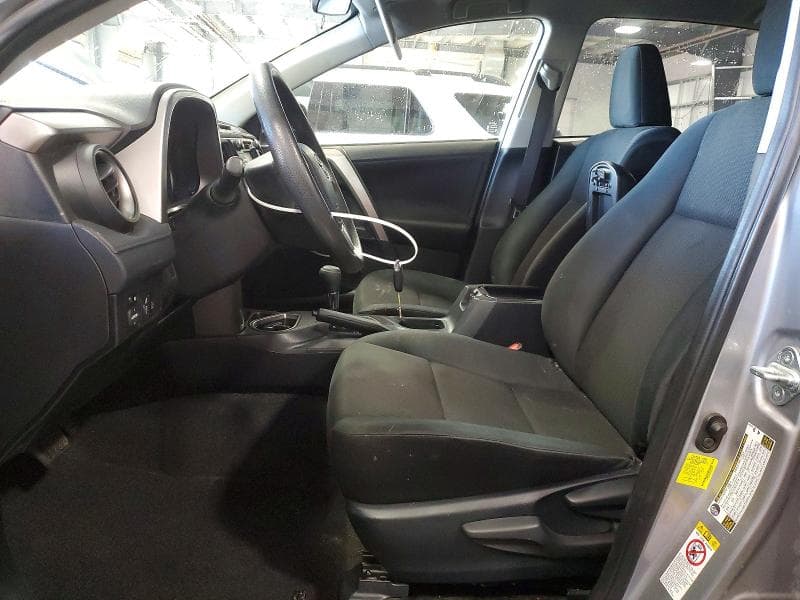2018 TOYOTA RAV4 LE 7