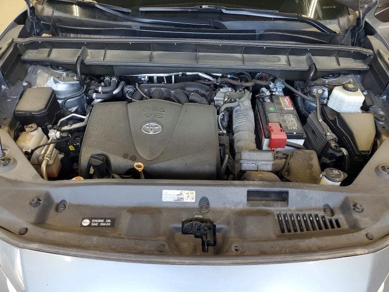 2020 TOYOTA HIGHLANDER XLE 12