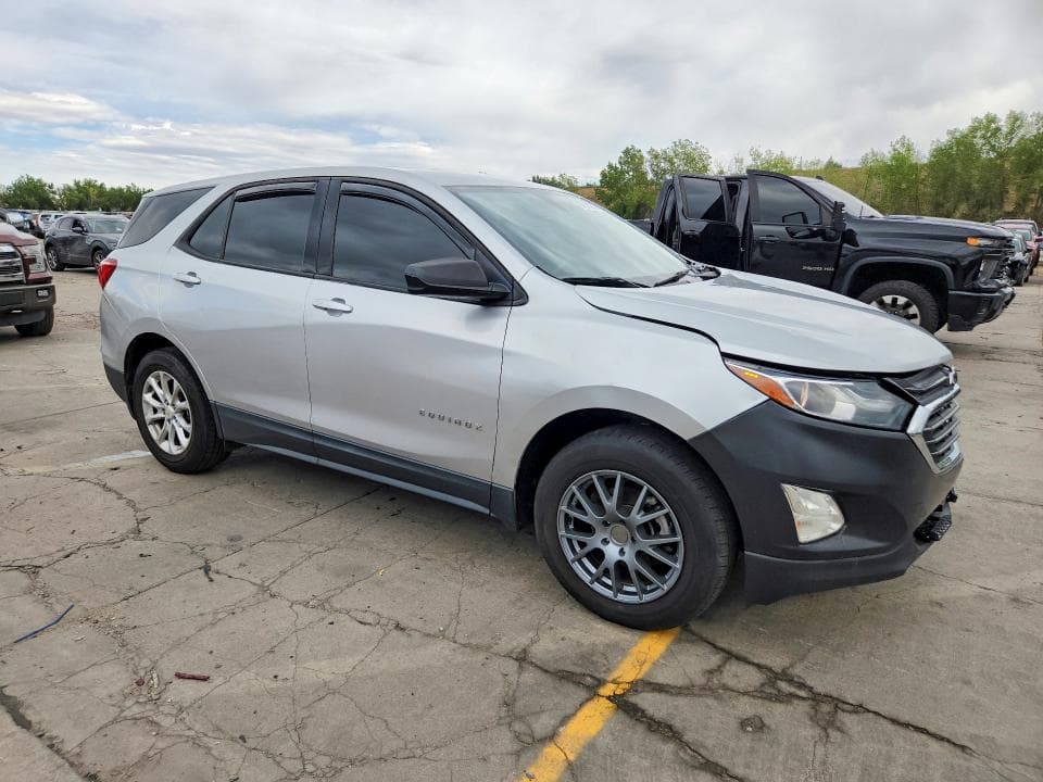 2018 CHEVROLET EQUINOX LS 4
