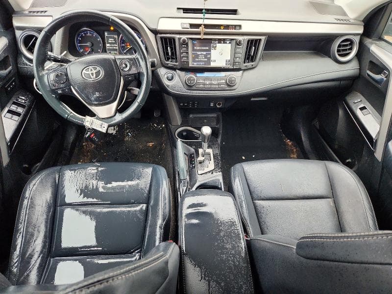 2017 TOYOTA RAV4 LIMITED 8