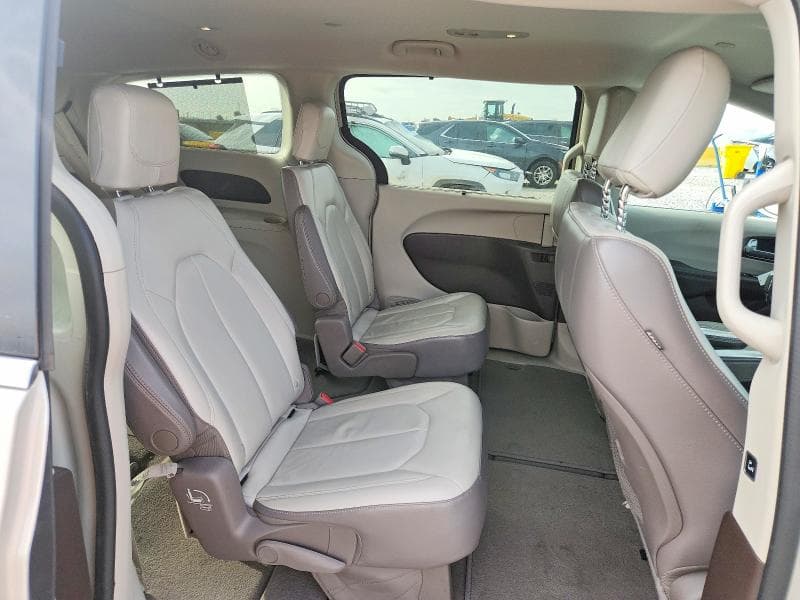 2017 CHRYSLER PACIFICA TOURING L 11