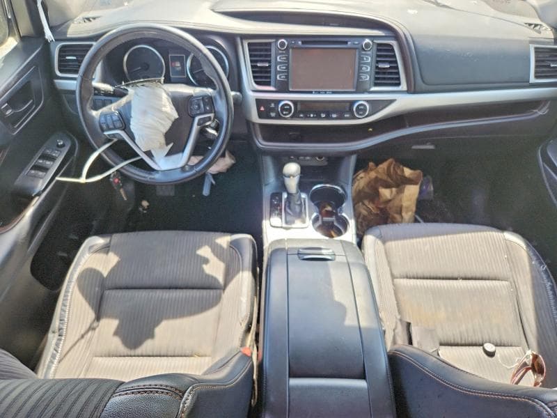 2018 TOYOTA HIGHLANDER LE PLUS 8