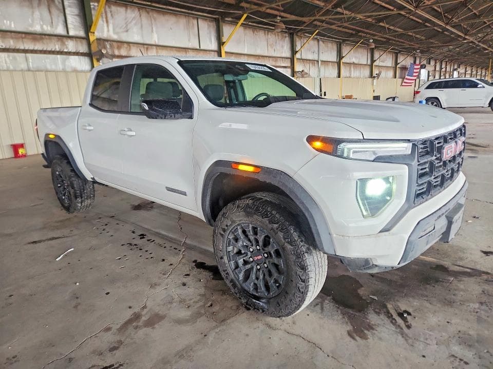 2026 GMC CANYON ELEVATION 4