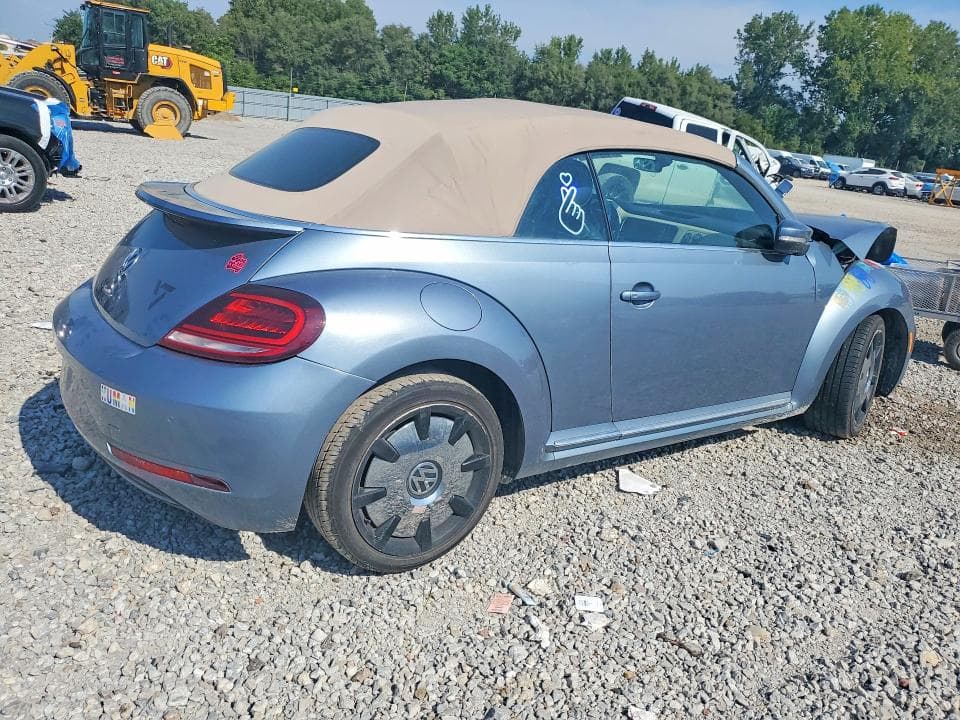 2019 VOLKSWAGEN BEETLE S 3