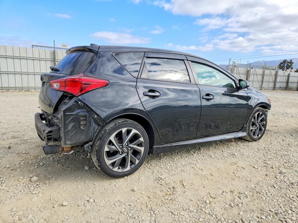 2018 TOYOTA COROLLA IM BASE 3