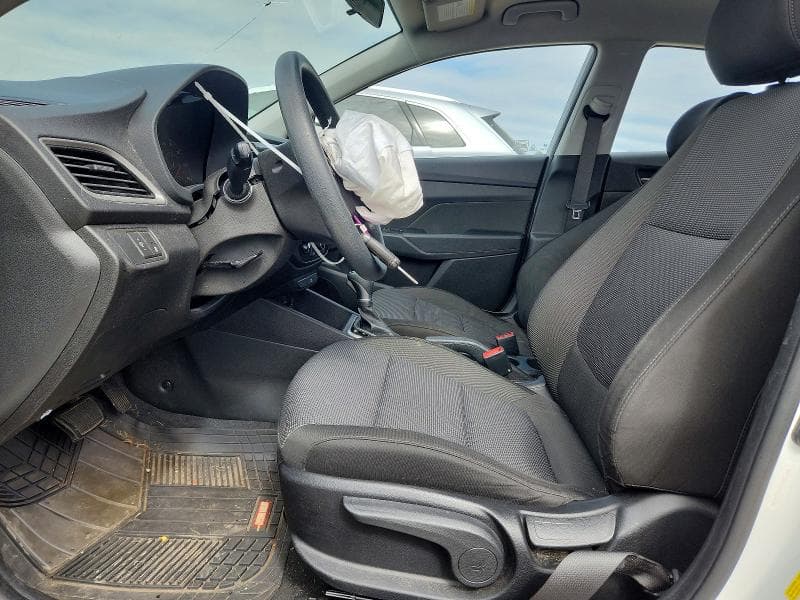 2019 HYUNDAI ACCENT SE 7