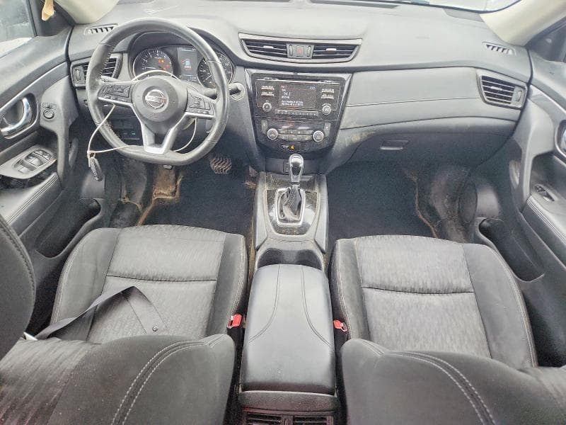 2017 NISSAN ROGUE SV 8