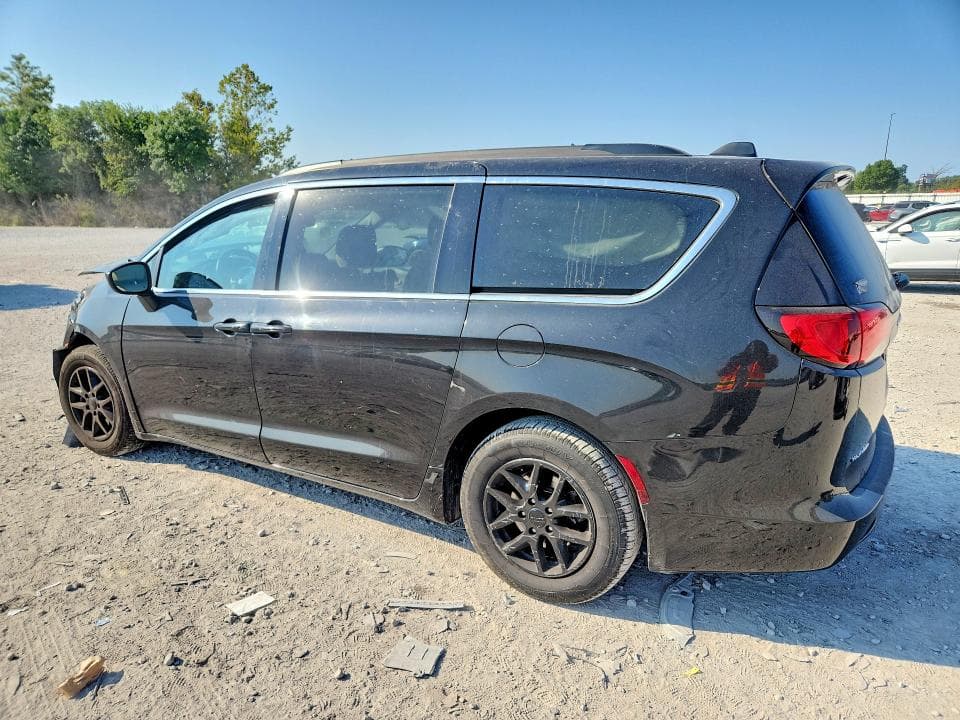 2021 CHRYSLER VOYAGER LXI 2