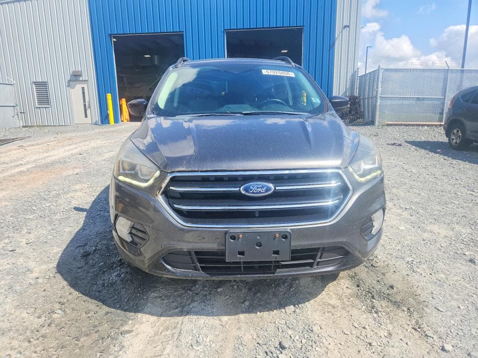 2017 FORD ESCAPE SE 5