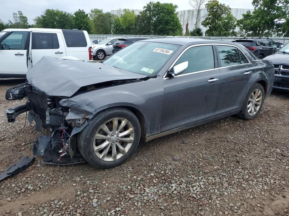2018 CHRYSLER 300 LIMITED - 1