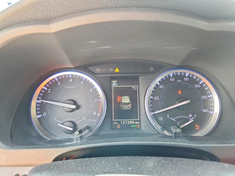 2018 TOYOTA HIGHLANDER XLE 9