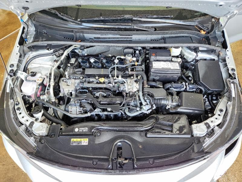 2024 TOYOTA COROLLA LE 11