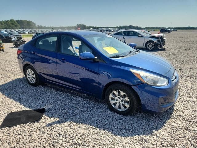 2017 HYUNDAI ACCENT SE 4