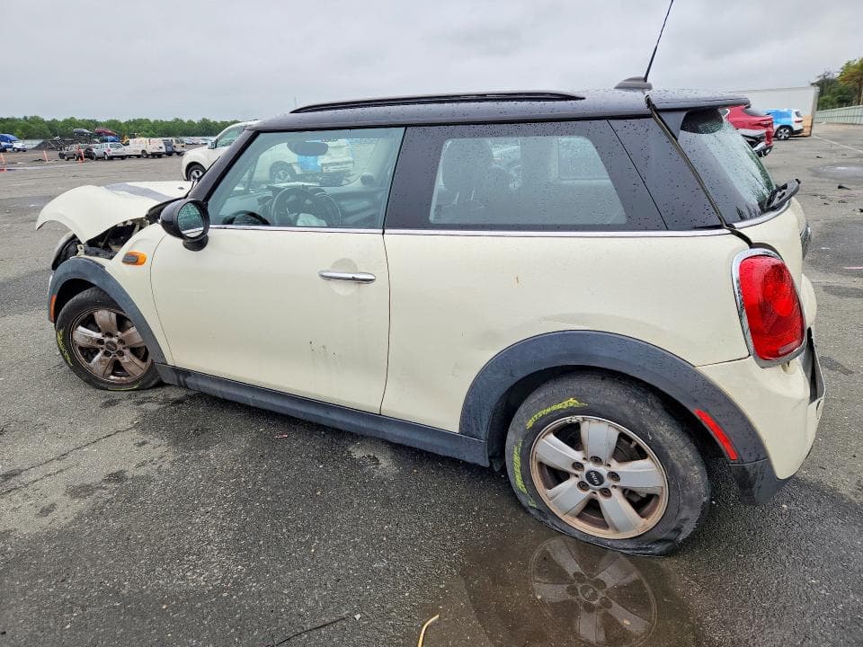 2017 MINI COOPER 2