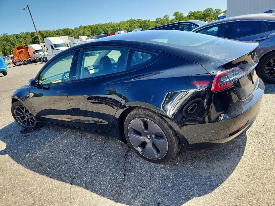 2022 TESLA MODEL 3 2