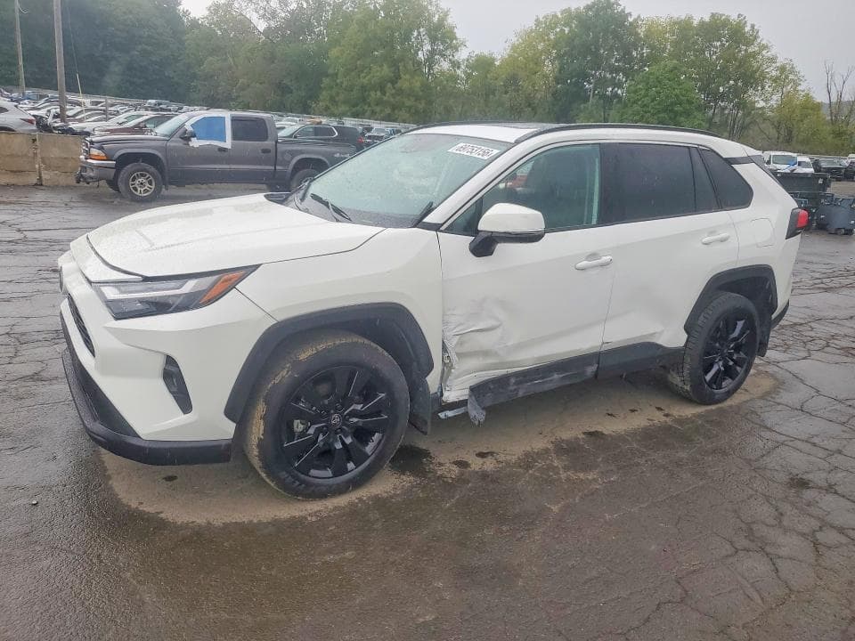 2025 TOYOTA RAV4 XLE - 1