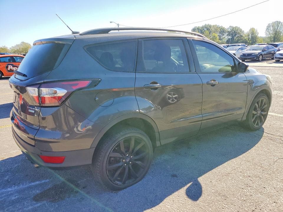 2017 FORD ESCAPE TITANIUM 3