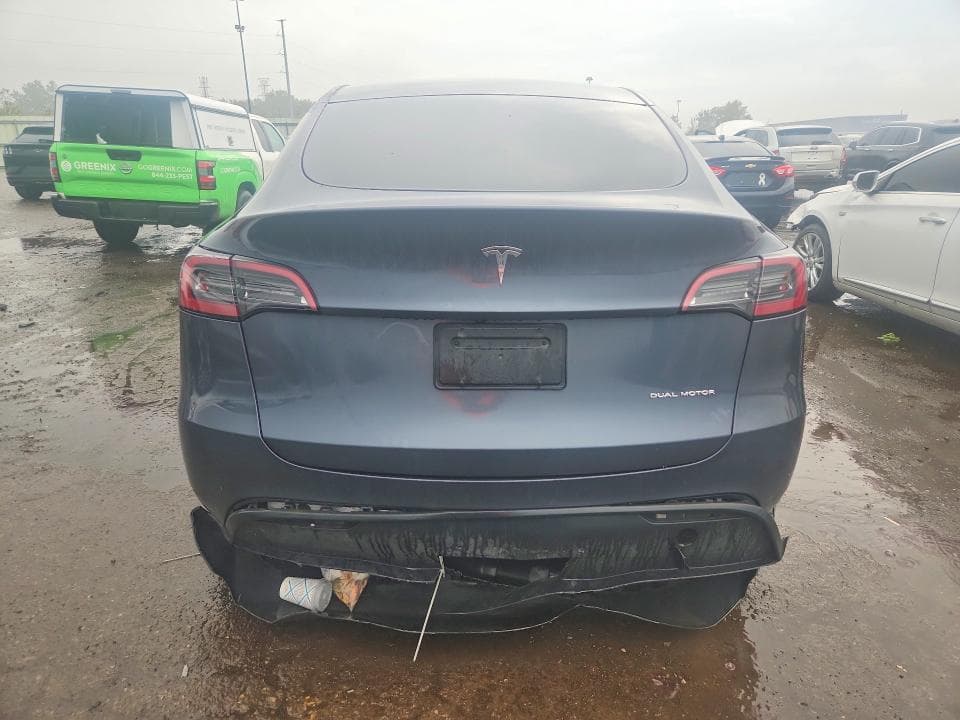 2023 TESLA MODEL Y 6