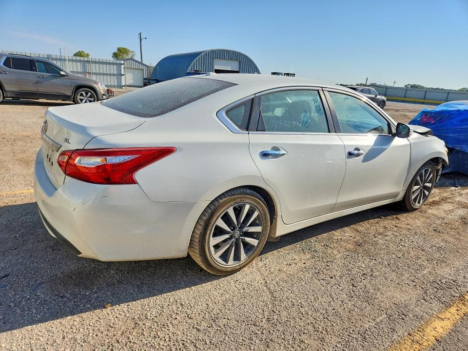 2017 NISSAN ALTIMA 2.5 SL 3
