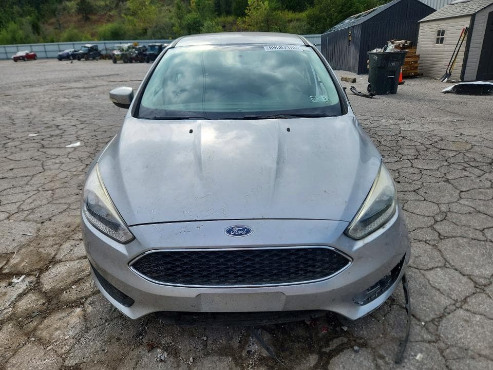 2017 FORD FOCUS SE 5