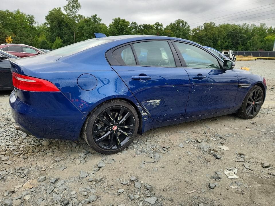 2017 JAGUAR XE PRESTIGE 3