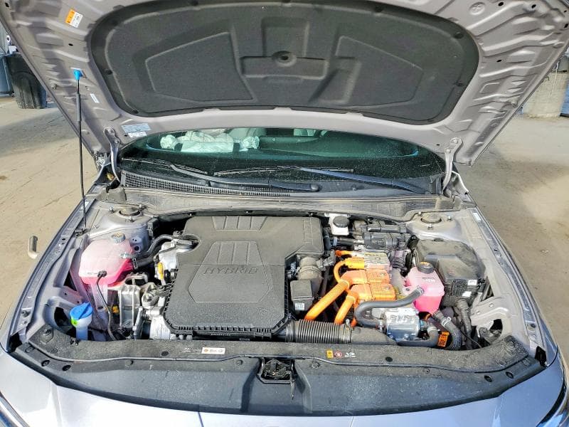 2025 HYUNDAI ELANTRA LIMITED 11