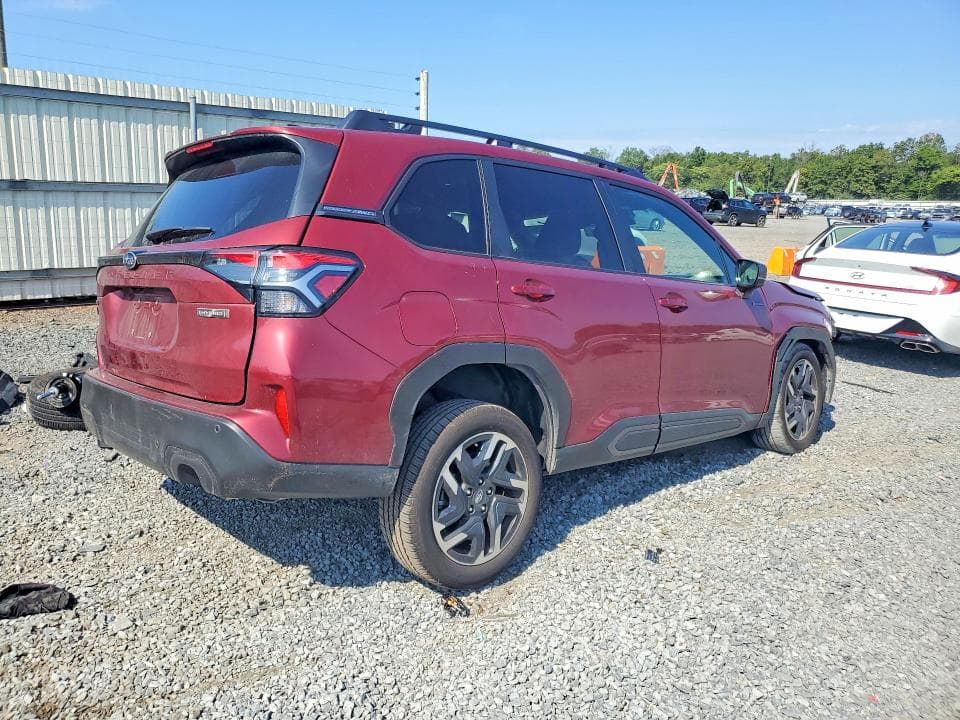 2025 SUBARU FORESTER LIMITED 3