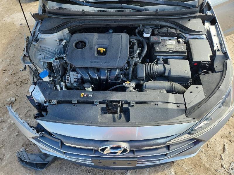 2020 HYUNDAI ELANTRA SEL 11