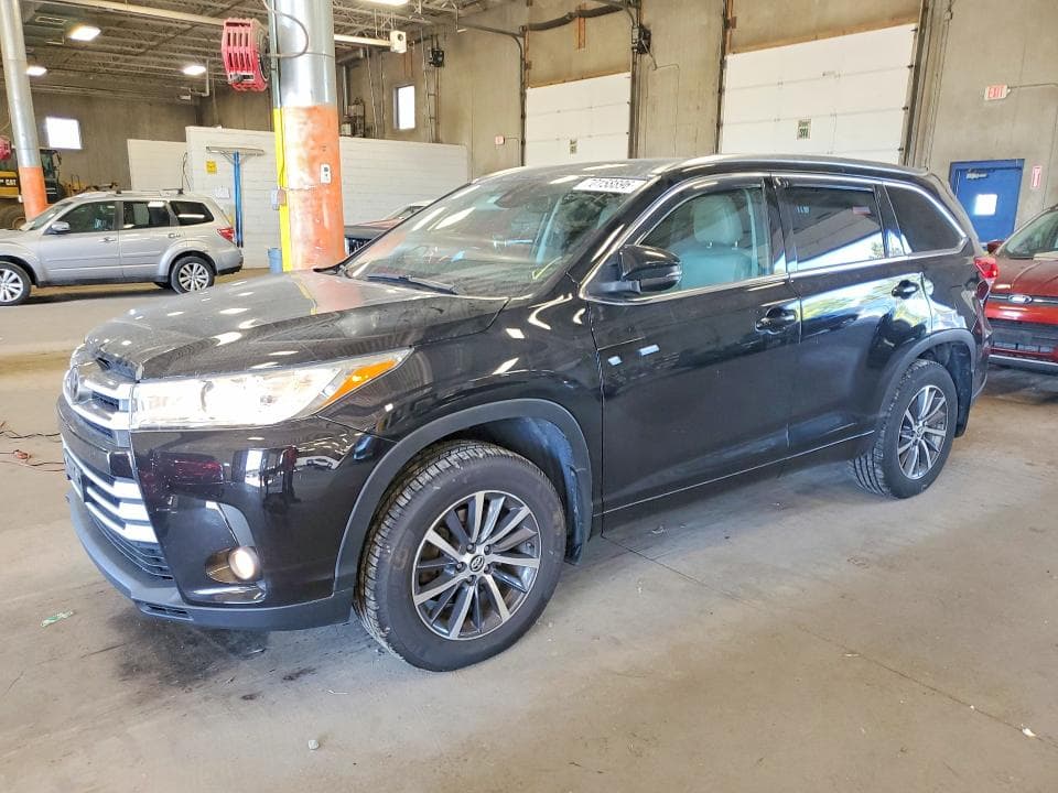2017 TOYOTA HIGHLANDER XLE - 1
