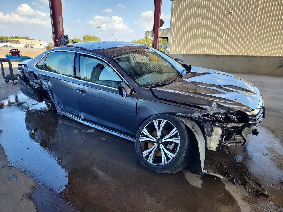 2021 VOLKSWAGEN PASSAT SE 4