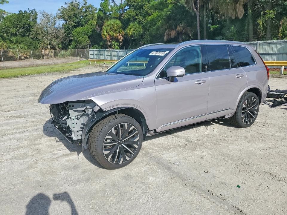 2026 VOLVO XC90 PLUS