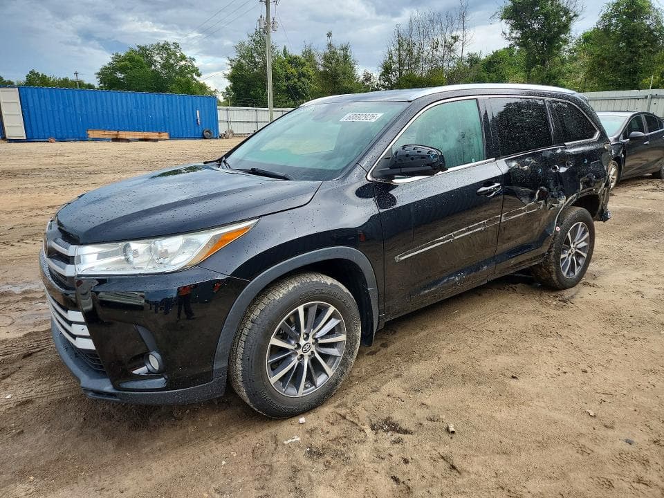 2017 TOYOTA HIGHLANDER XLE - 1