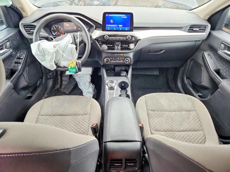2020 FORD ESCAPE SE 8