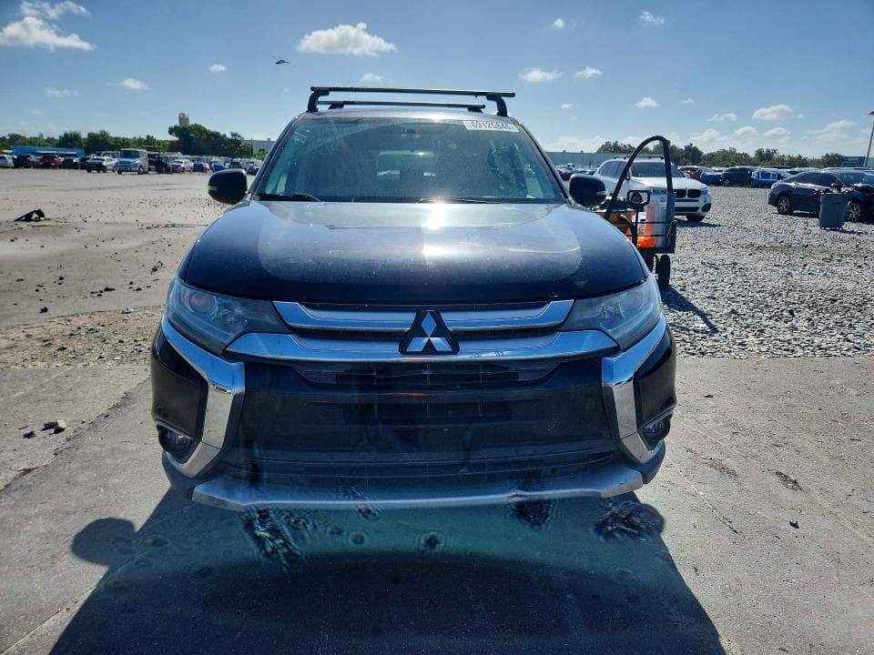 2017 MITSUBISHI OUTLANDER SE 5
