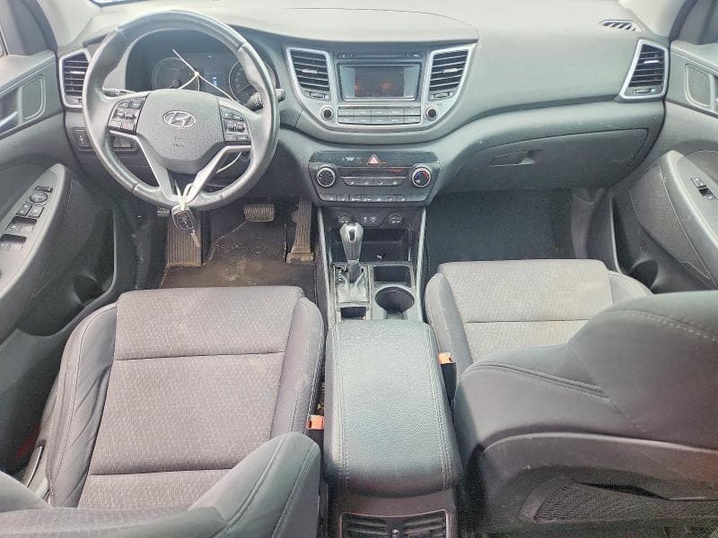 2017 HYUNDAI TUCSON SE 8