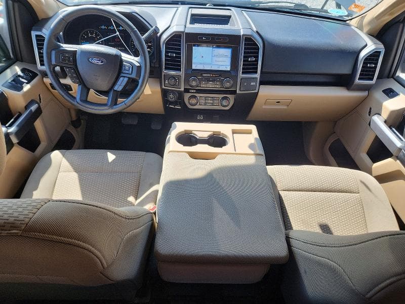 2017 FORD F150 SUPERCREW 8