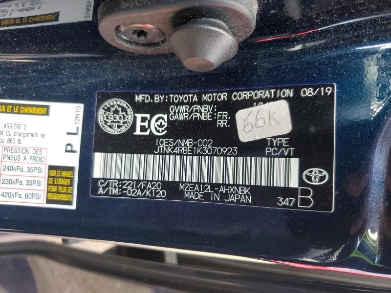 2019 TOYOTA COROLLA HATCHBACK SE 12