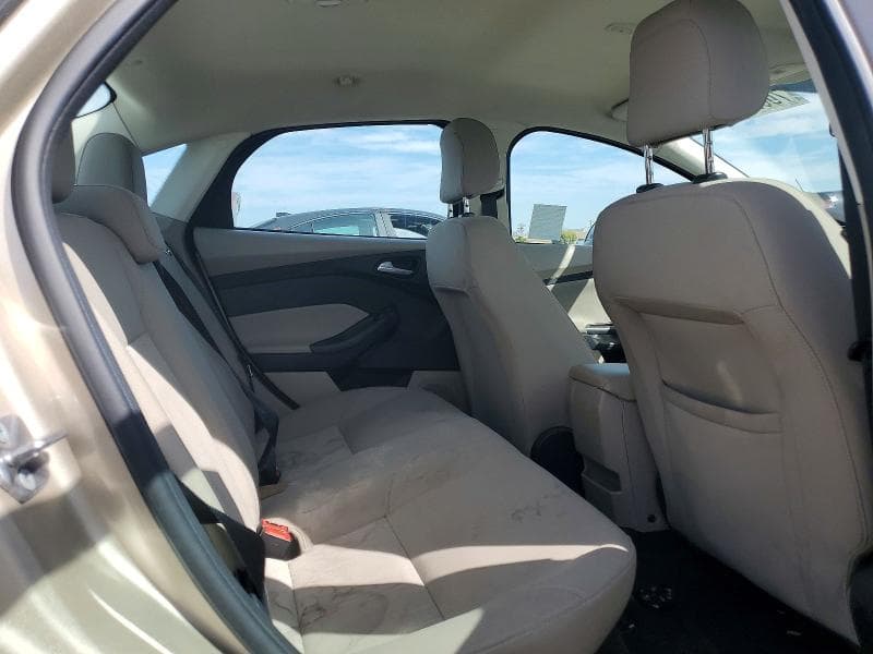 2018 FORD FOCUS SE 10