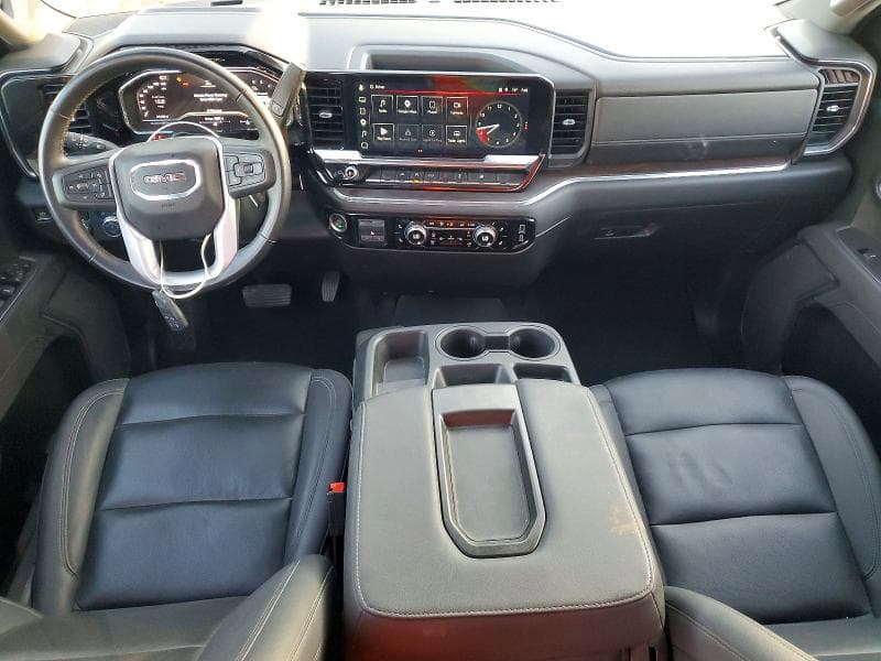 2025 GMC SIERRA C1500 SLT 8