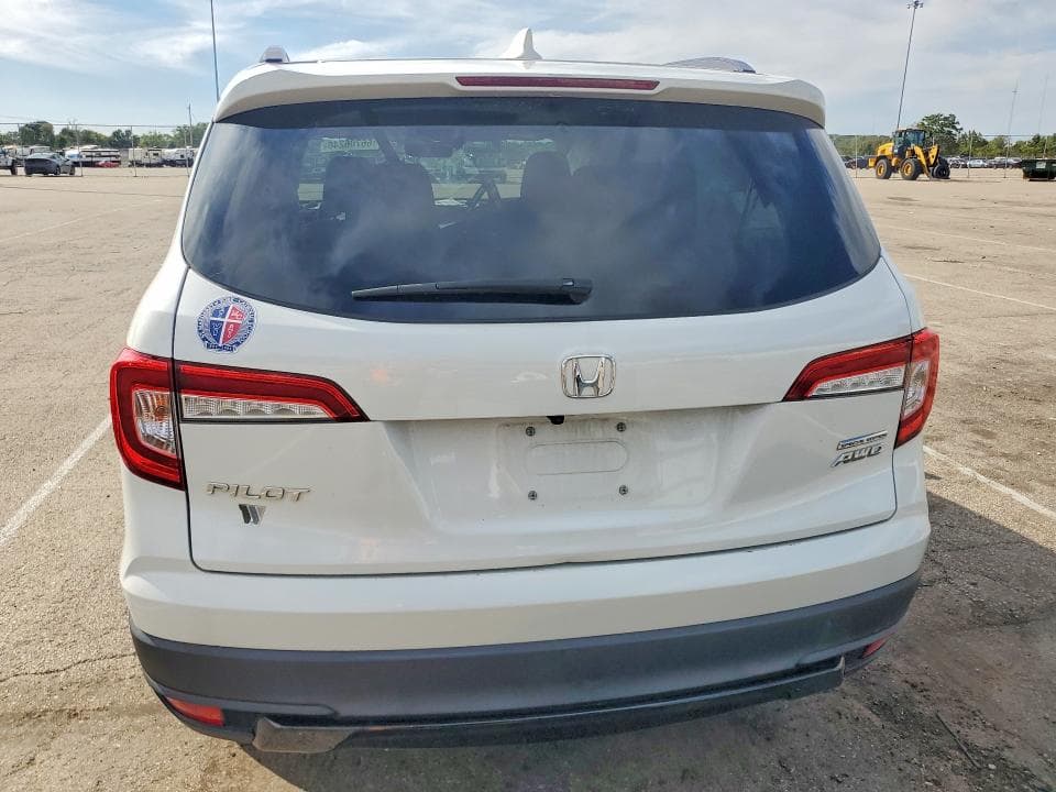 2021 HONDA PILOT SE 6