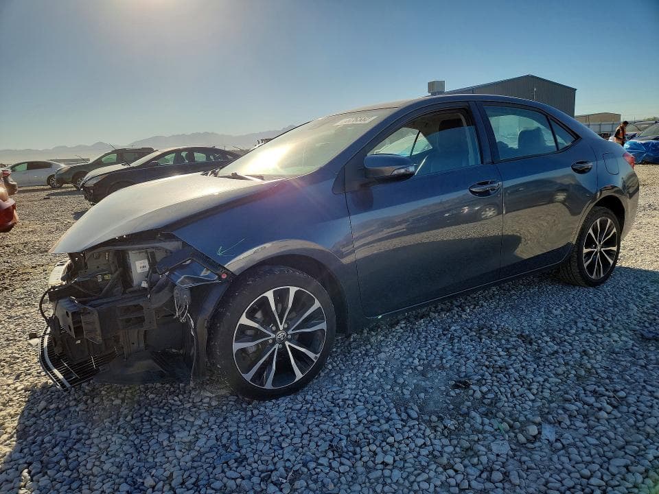 2017 TOYOTA COROLLA SE - 1