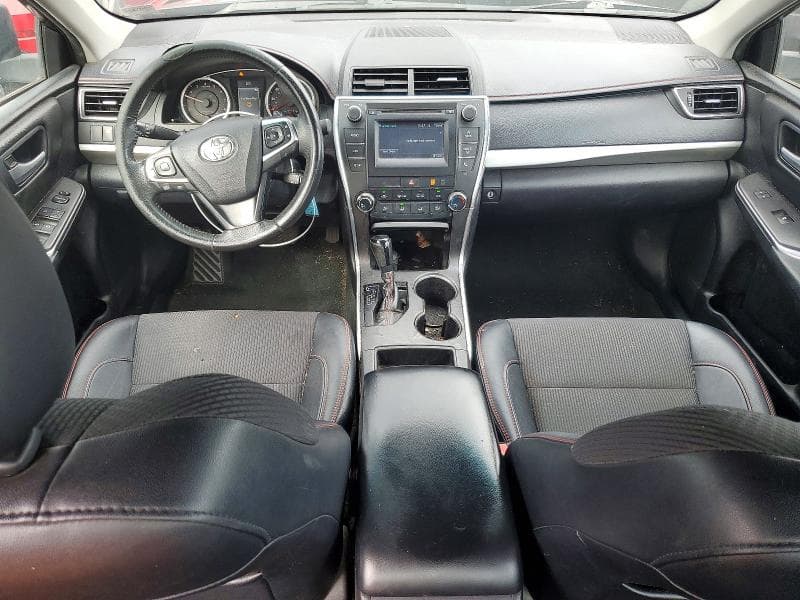 2017 TOYOTA CAMRY SE 8