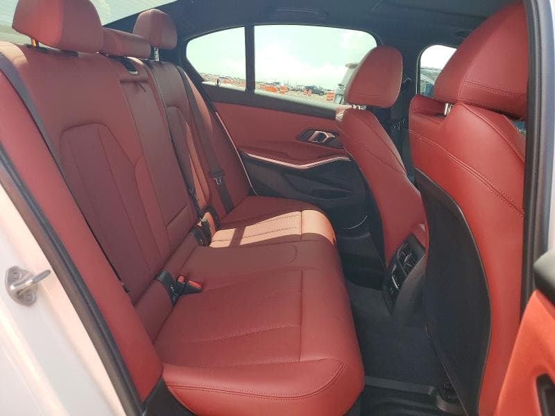 2024 BMW 330XI 10