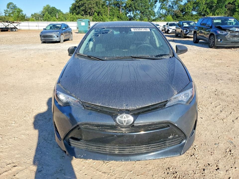 2017 TOYOTA COROLLA 5