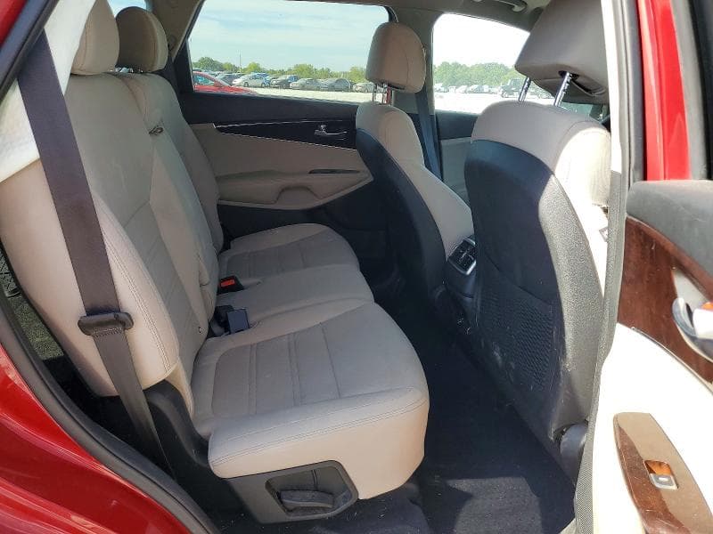 2017 KIA SORENTO LX 11