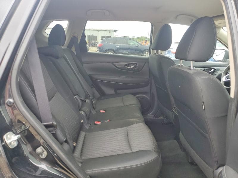 2018 NISSAN ROGUE SV 11
