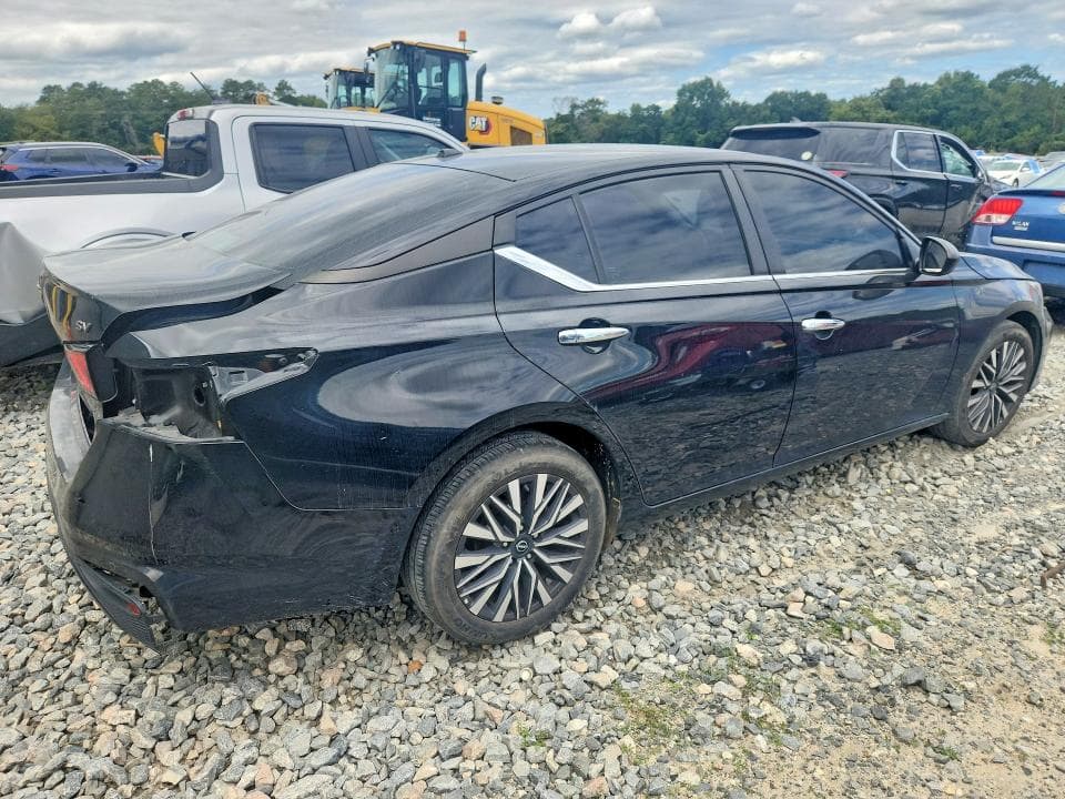 2024 NISSAN ALTIMA SV 3