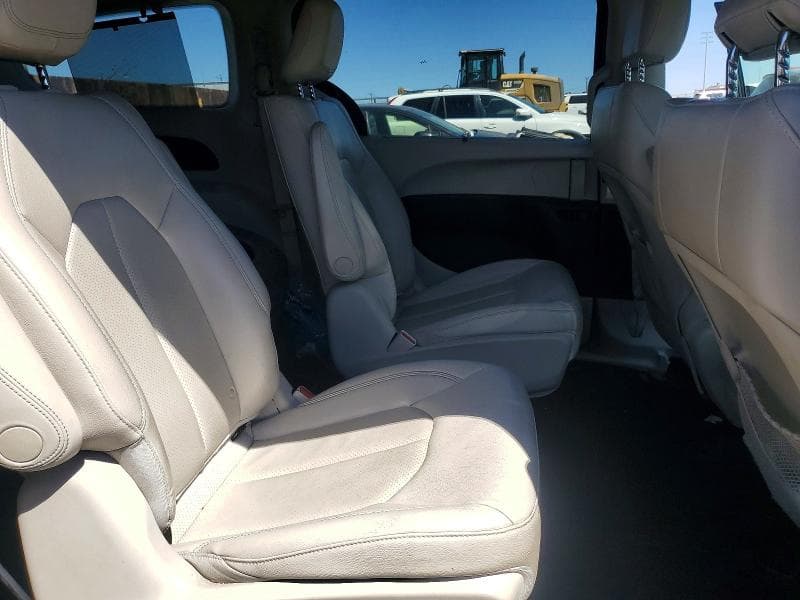 2018 CHRYSLER PACIFICA HYBRID TOURING L 11