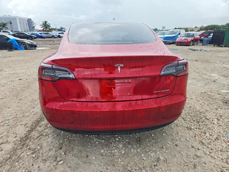 2018 TESLA MODEL 3 6